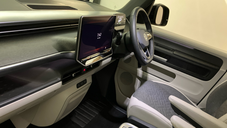 Volkswagen ID. Buzz 210kW Style Pro 86kWh 5dr LWB Auto [7 Seat] Electric Estate